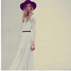 FREE PEOPLE MERRIE’S WHITE VICTORIAN DRESS